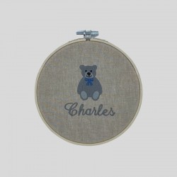 Cadre Tambour broderie ours bleu